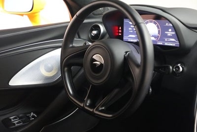 2023 McLaren GT Base