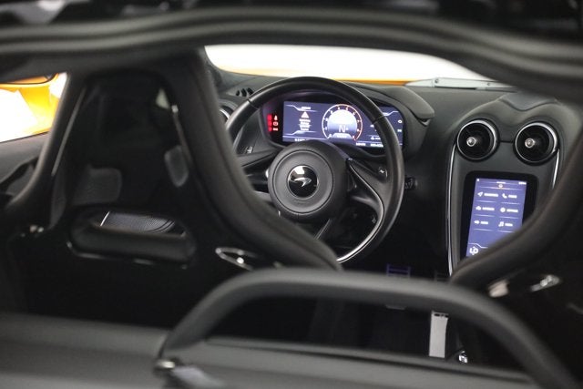 2023 McLaren GT Base