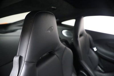 2023 McLaren GT Base