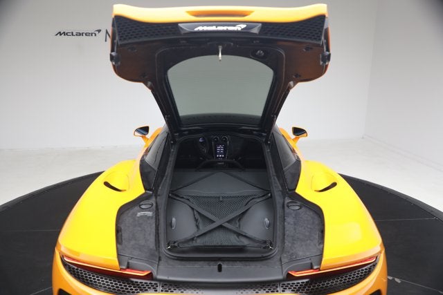 2023 McLaren GT Base