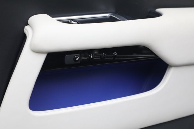 2017 Rolls-Royce Dawn 