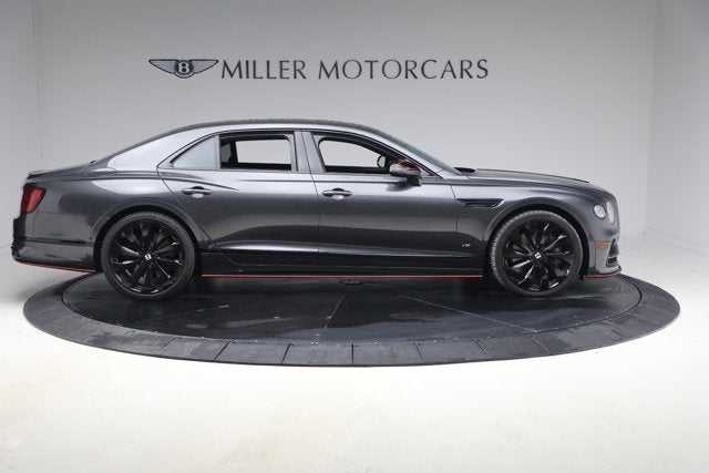 2022 Bentley Flying Spur V8