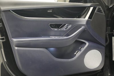 2023 Bentley Flying Spur V8