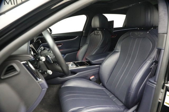 2023 Bentley Flying Spur V8