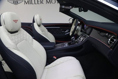 2022 Bentley Continental GTC V8