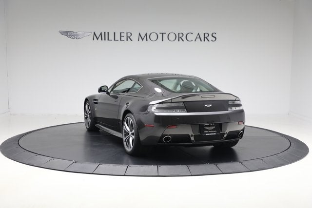 2011 Aston Martin V12 Vantage Base