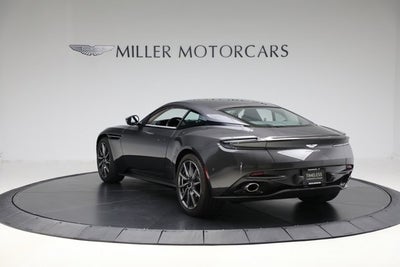 2019 Aston Martin DB11 V8