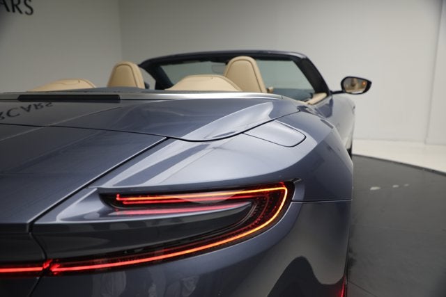 2022 Aston Martin DB11 Volante