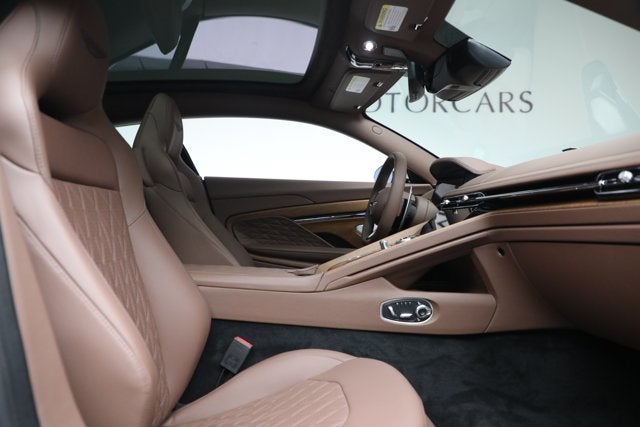 2025 Aston Martin DB12 V8
