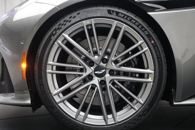 2025 Aston Martin DB12 V8