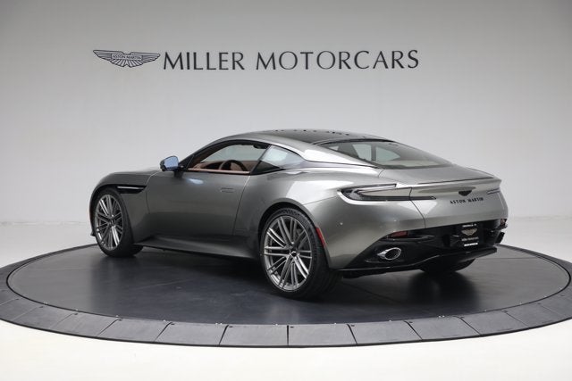 2025 Aston Martin DB12 V8