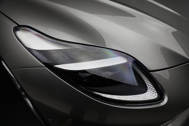 2026 Aston Martin DB12 Volante