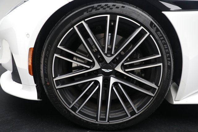 2024 Aston Martin DB12 Volante