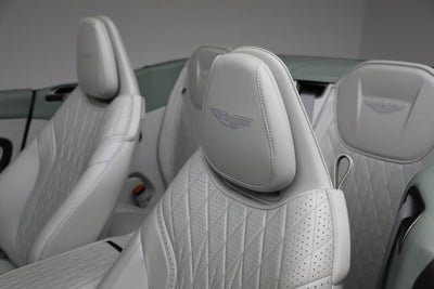 2025 Aston Martin DB12 Volante