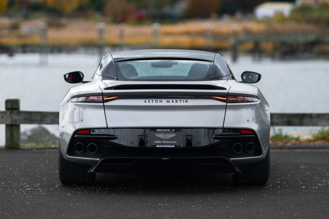 2023 Aston Martin DBS Superleggera