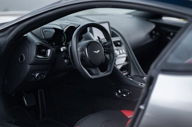 2023 Aston Martin DBS Superleggera