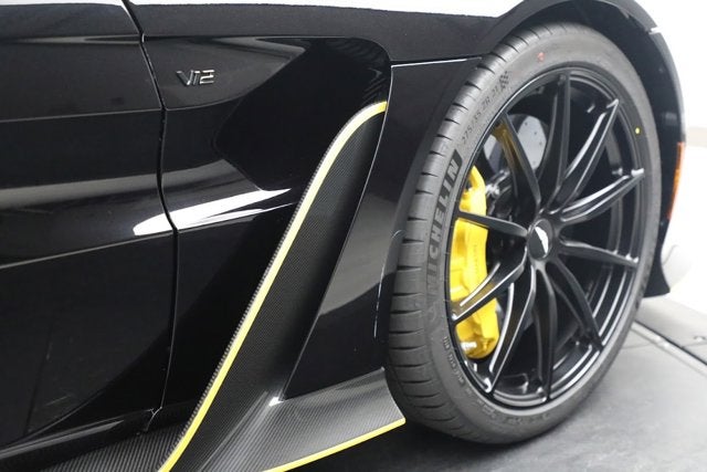 2023 Aston Martin Vantage V12