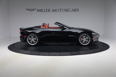 2021 Aston Martin Vantage Base