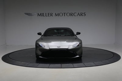 2021 Aston Martin Vantage Base
