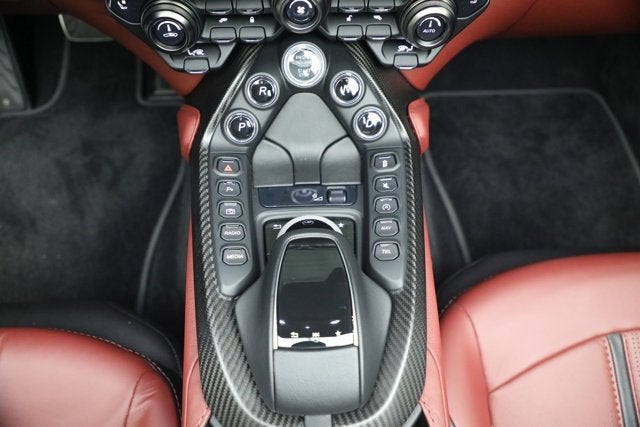 2021 Aston Martin Vantage Base