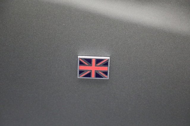 2021 Aston Martin Vantage Base