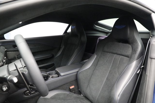 2025 Aston Martin Vantage Base