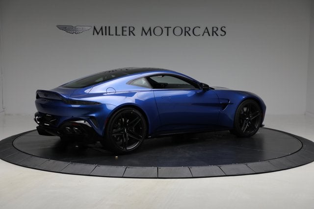 2025 Aston Martin Vantage Base