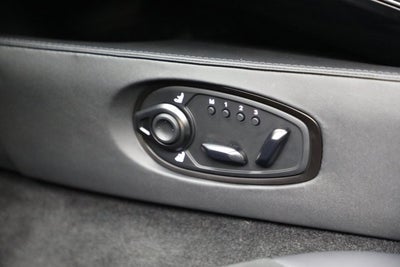 2025 Aston Martin Vantage Base