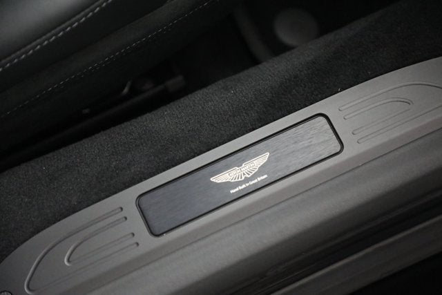 2025 Aston Martin Vantage Base