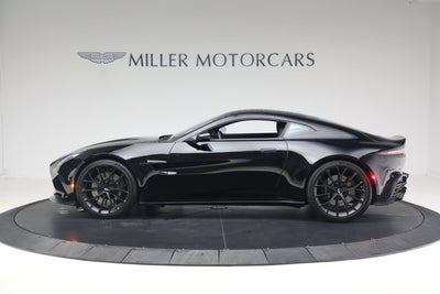 2025 Aston Martin Vantage Base