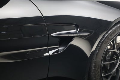 2025 Aston Martin Vantage Base