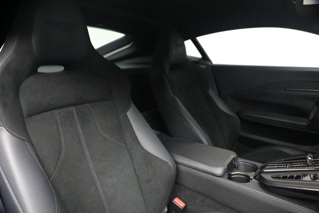 2025 Aston Martin Vantage Base