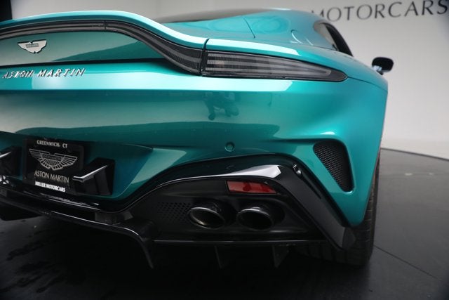 2025 Aston Martin Vantage Base