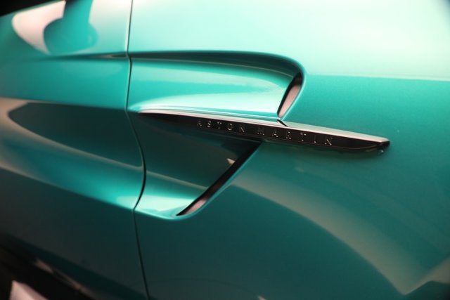 2025 Aston Martin Vantage Base