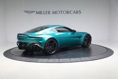 2025 Aston Martin Vantage Base