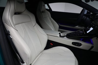 2025 Aston Martin Vantage Base