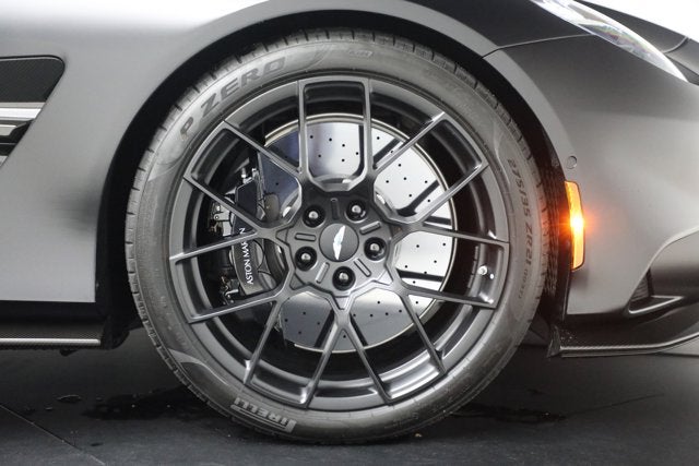 2025 Aston Martin Vanquish Base