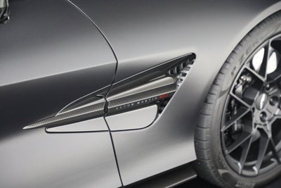 2025 Aston Martin Vanquish Base