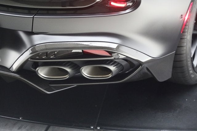 2025 Aston Martin Vanquish Base