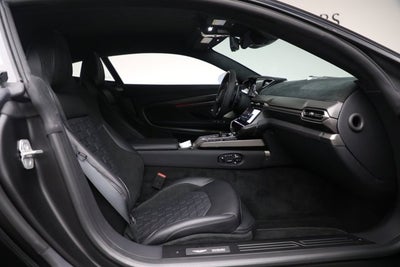 2025 Aston Martin Vanquish Base