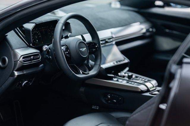 2025 Aston Martin Vanquish Base