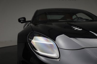 2025 Aston Martin Vanquish Base