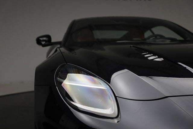 2025 Aston Martin Vanquish Base