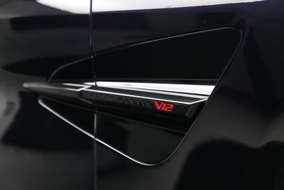 2025 Aston Martin Vanquish Base