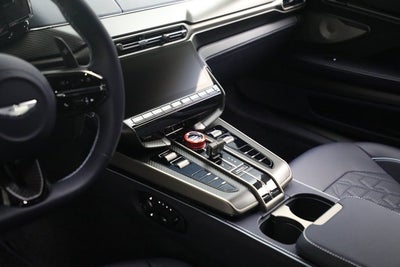 2025 Aston Martin Vanquish Base