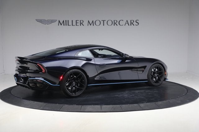 2025 Aston Martin Vanquish Base