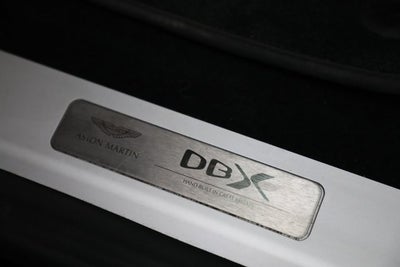 2021 Aston Martin DBX Base