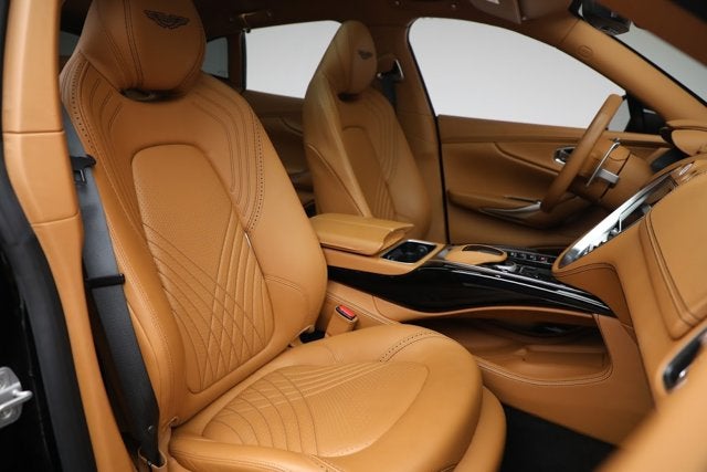 2021 Aston Martin DBX Base