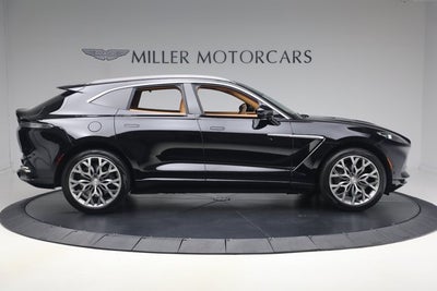 2021 Aston Martin DBX Base