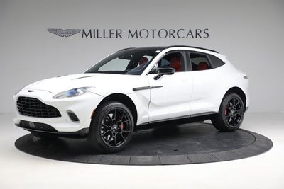 2021 Aston Martin DBX Base